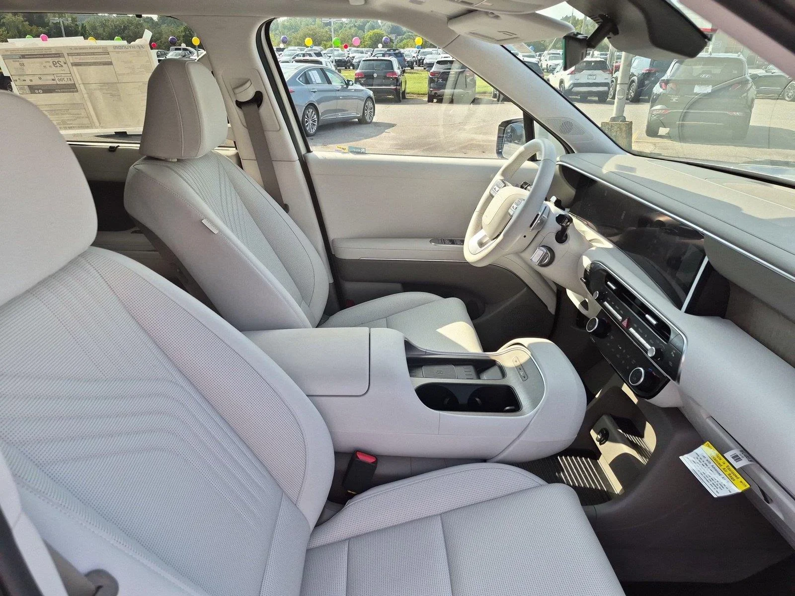 Used 2026 Typhoon Silver Metallic Hyundai SEL 8P image 38