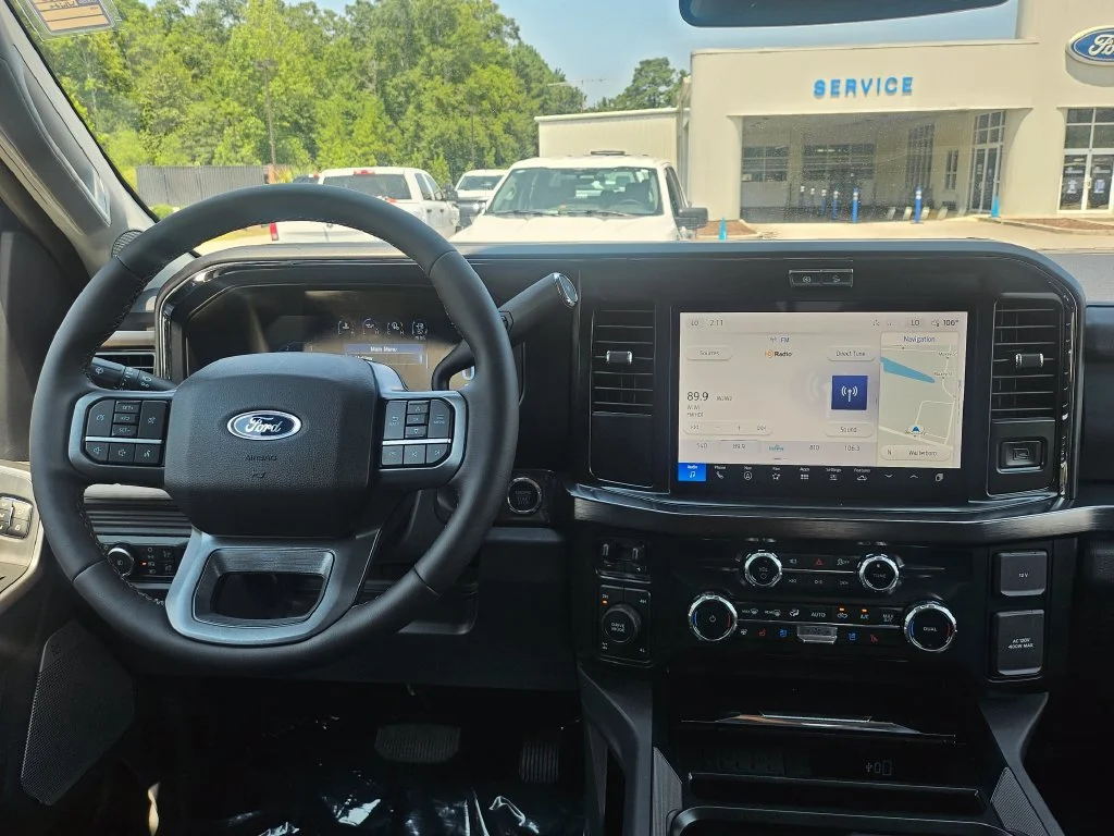 New 2026 Oxford White Ford F-250® Lariat® image 29