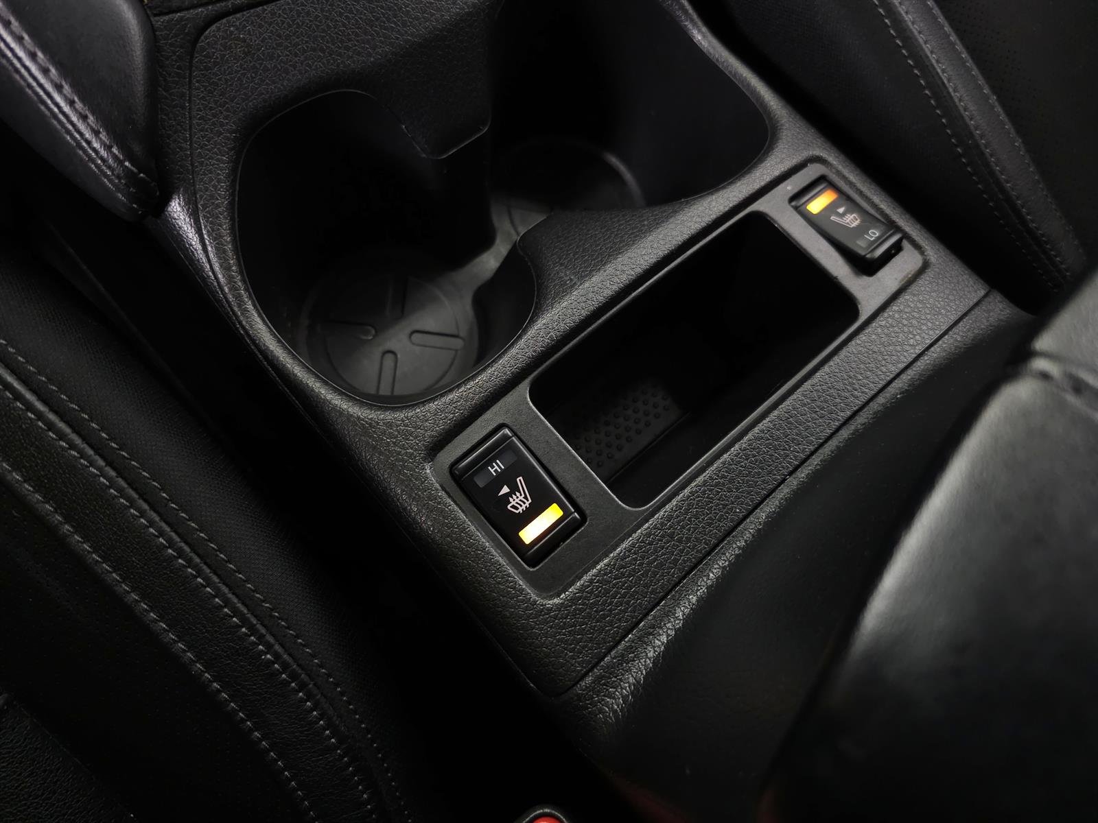 Used 2020 Magnetic Black Pearl G41 Nissan SL image 29