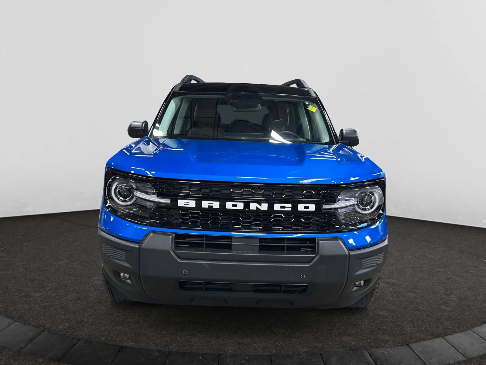 New 2026 Velocity Blue Metallic Ford Outer Banks image 8