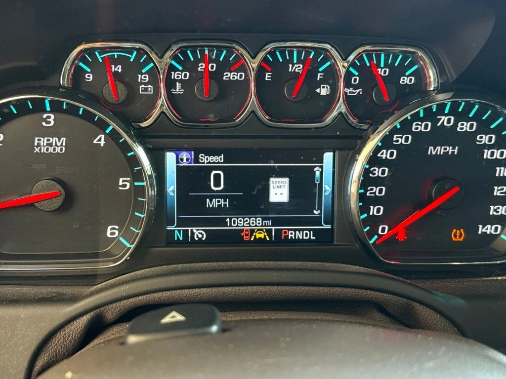 Used 2018 White Chevrolet LT image 8