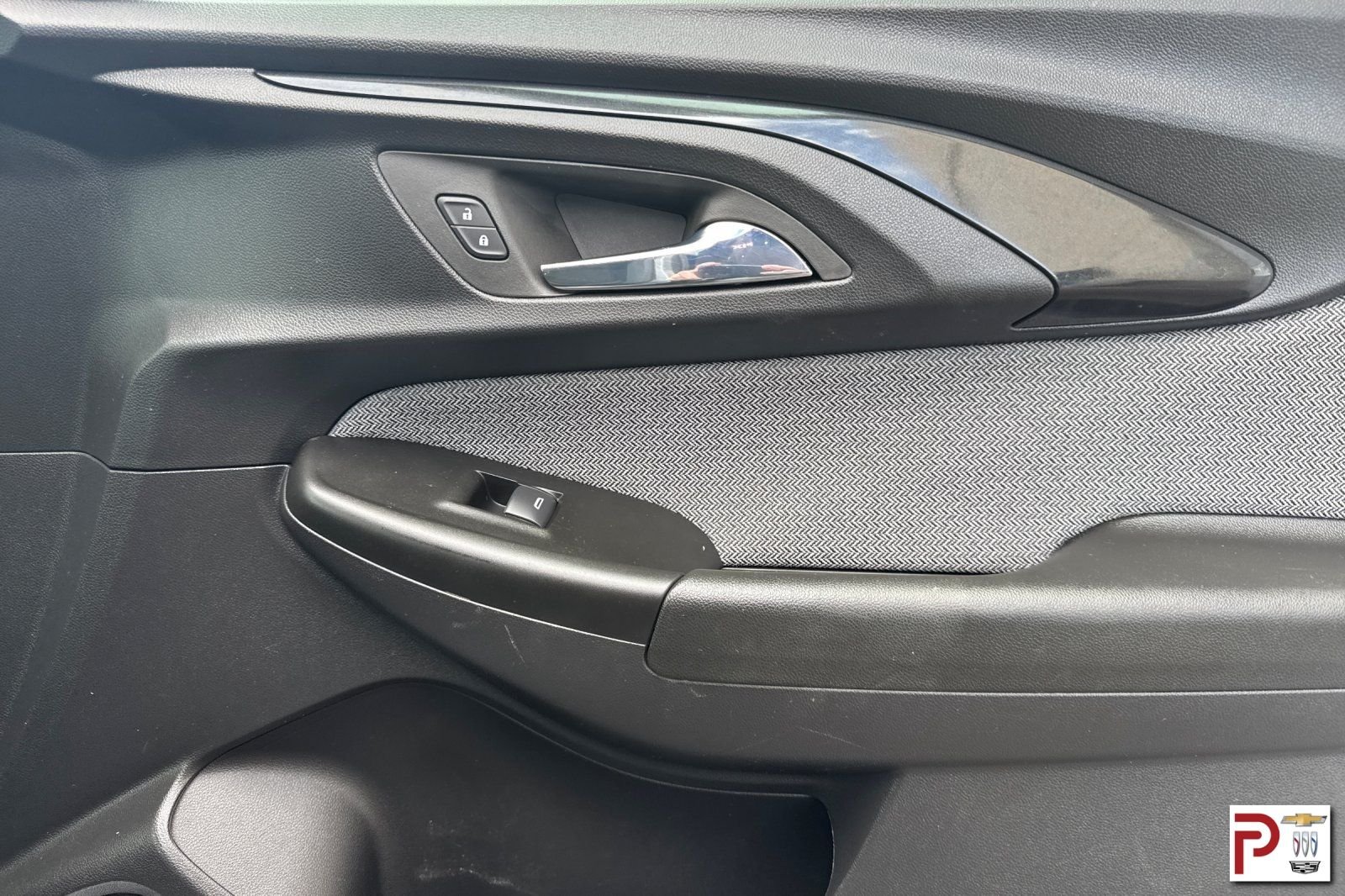 Used 2023 Gray Chevrolet LT image 19