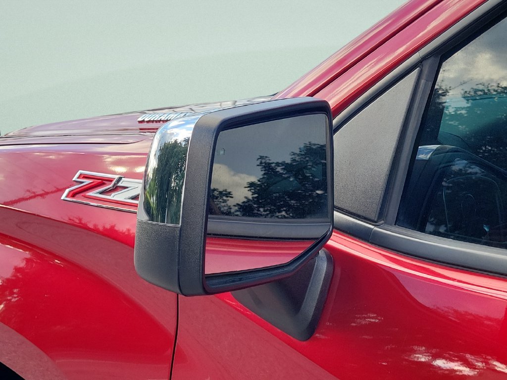 Used 2021 Red Chevrolet LT image 28
