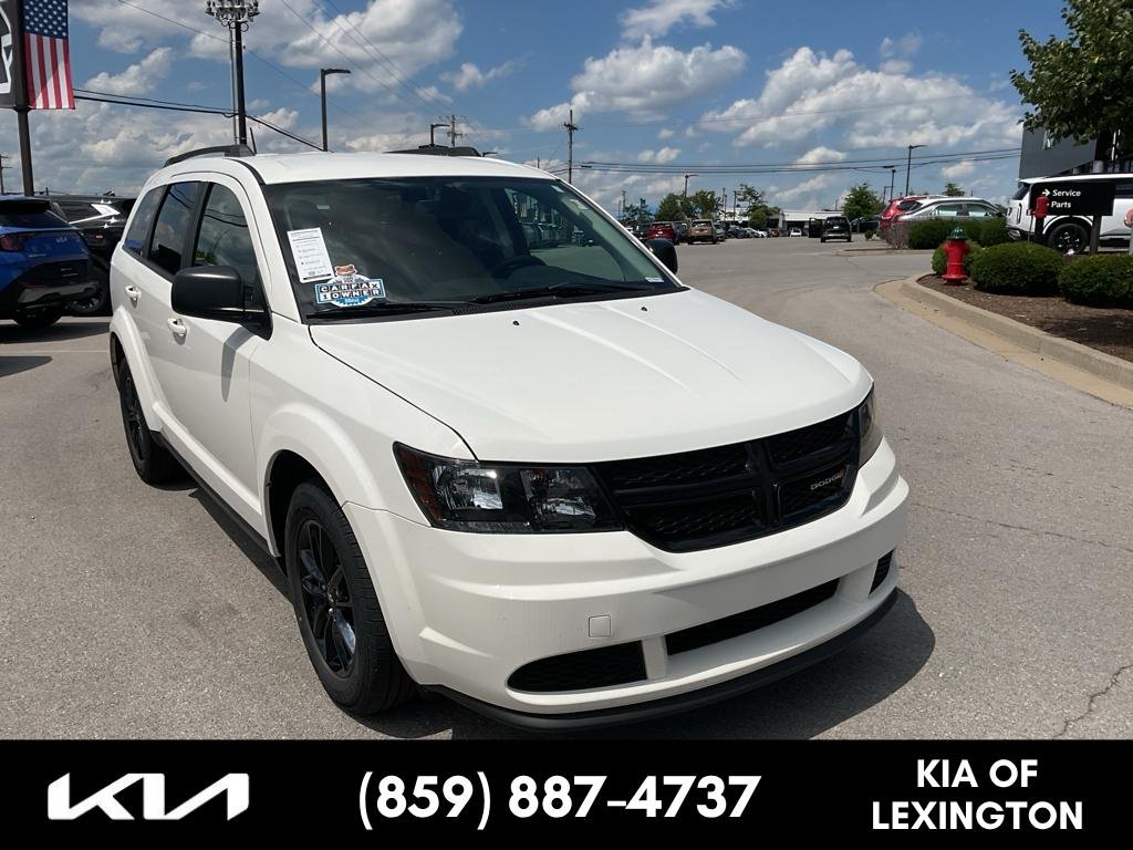 Used 2020 Vice White Dodge SE Value image 1