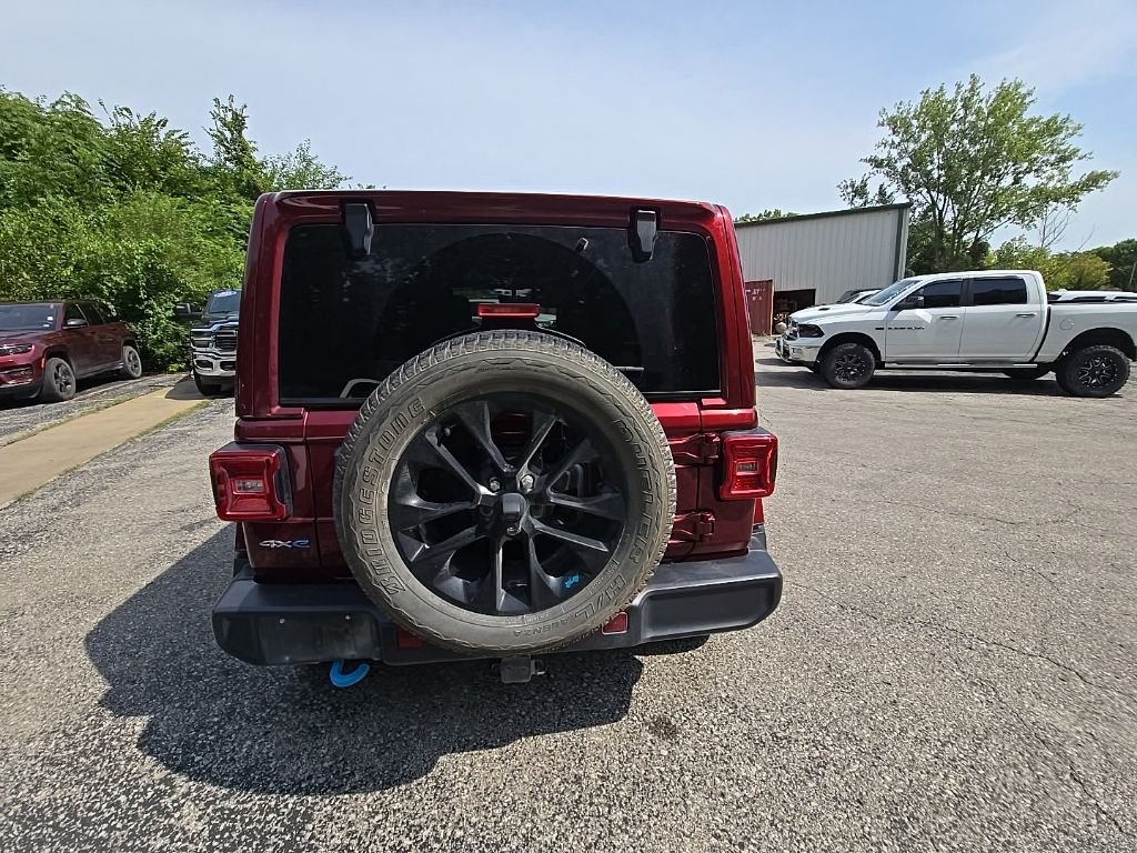 Used 2022 Red Jeep Unlimited Sahara 4xe image 6
