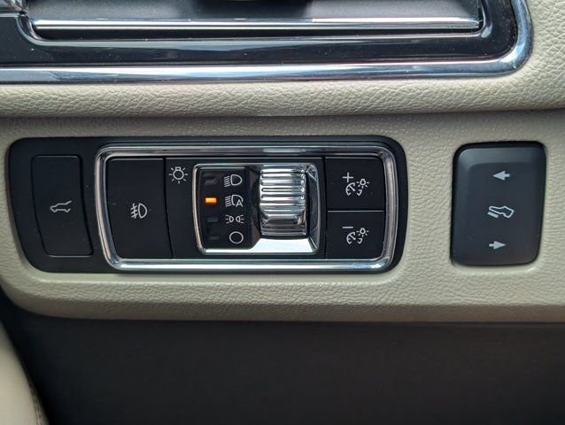 Used 2024 Blue Lincoln Reserve image 24