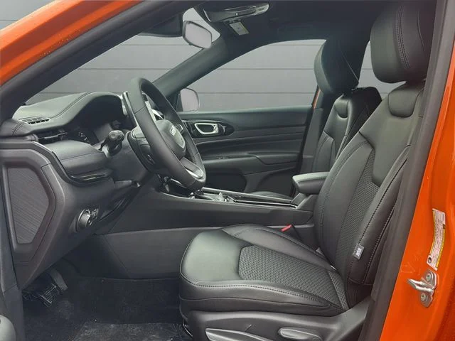 New 2026 Joose Exterior Paint Jeep Latitude image 9