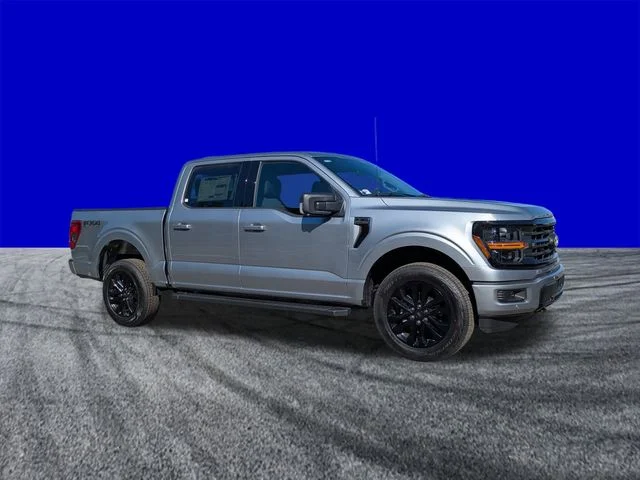 New 2026 Iconic Silver Metallic Ford XLT image 2