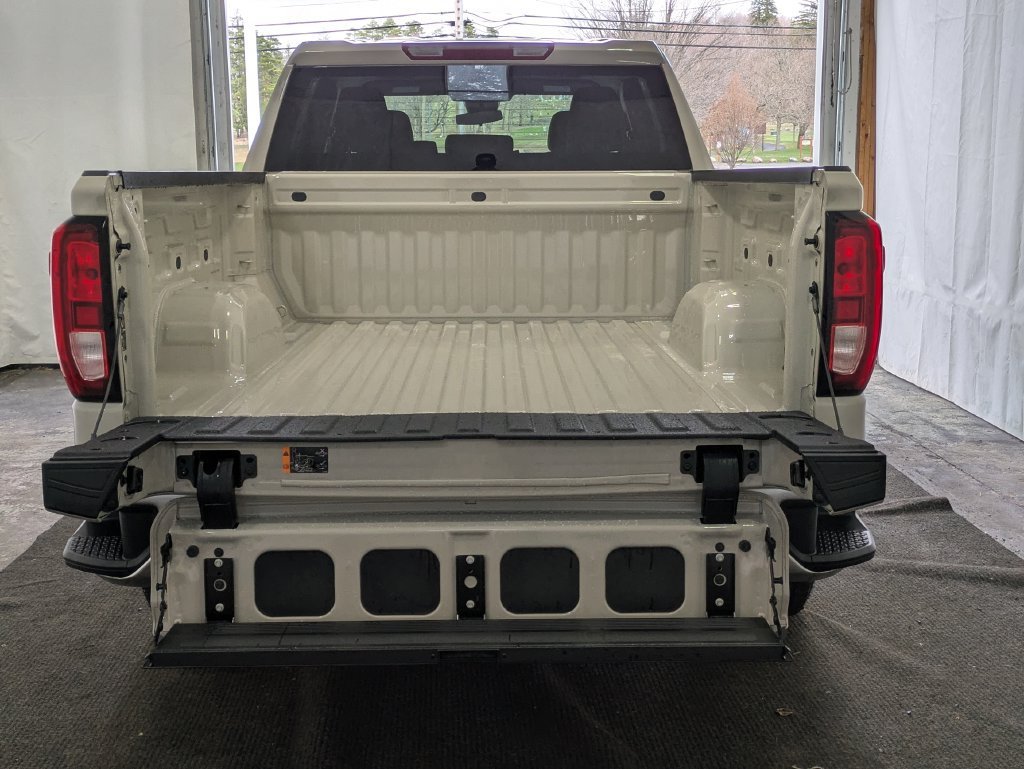 2026 GMC Sierra 1500 SLE - Photo 11