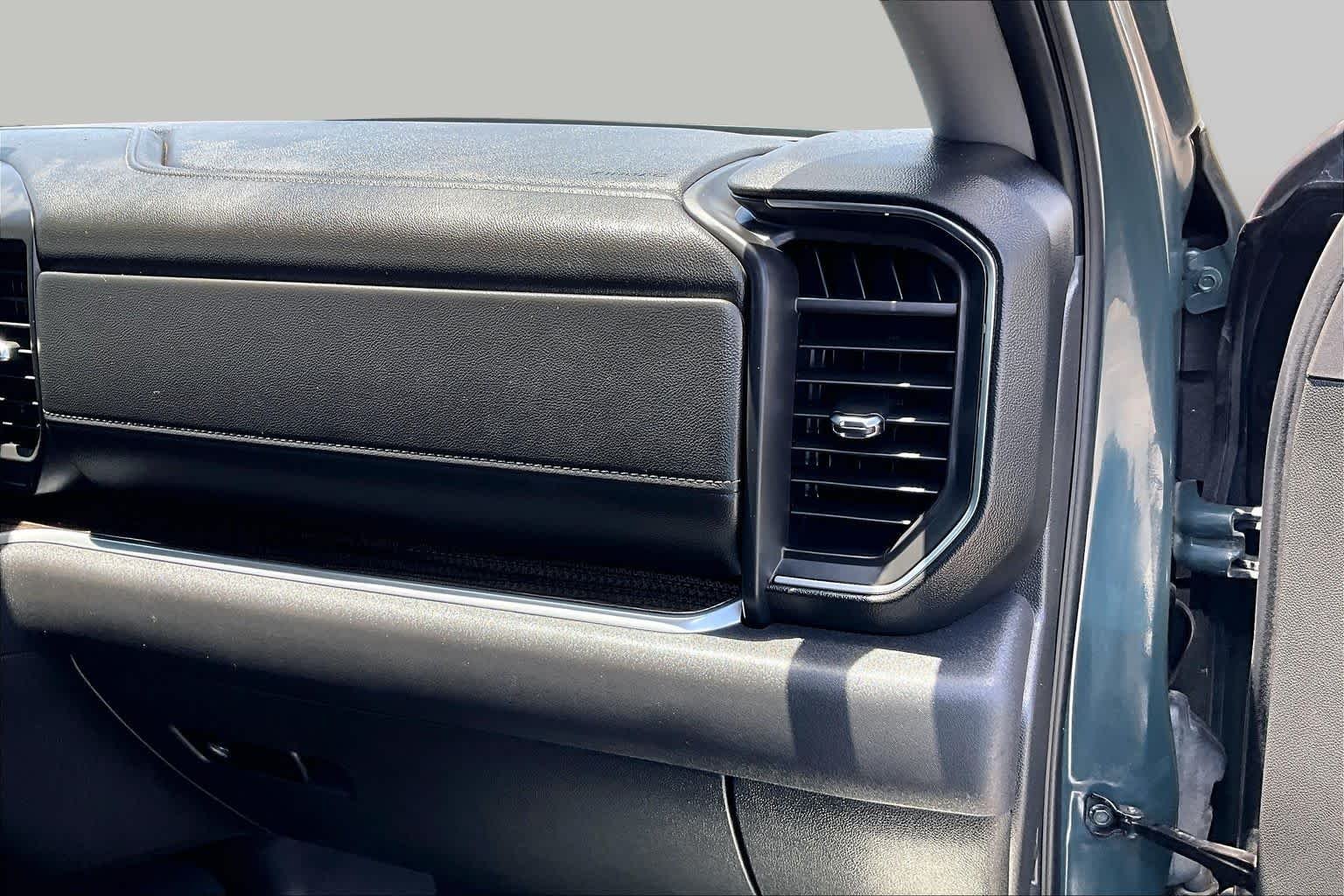 Used 2025 Cypress Gray Chevrolet LT image 19