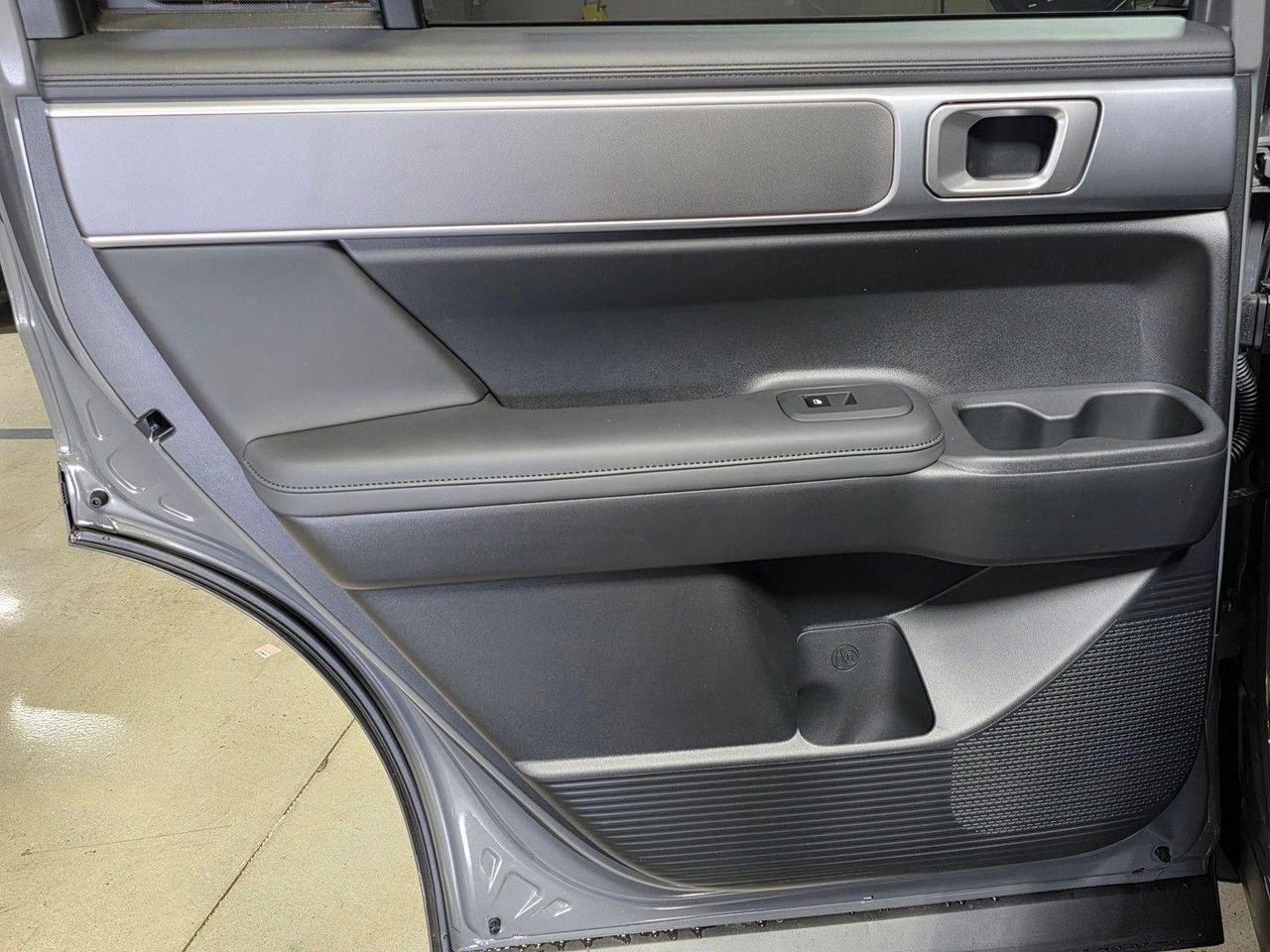 New 2026 Hampton Gray Hyundai SEL FWD image 13
