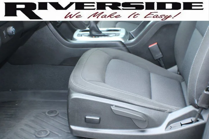 Used 2022 Satin Steel Metallic Chevrolet LT image 13