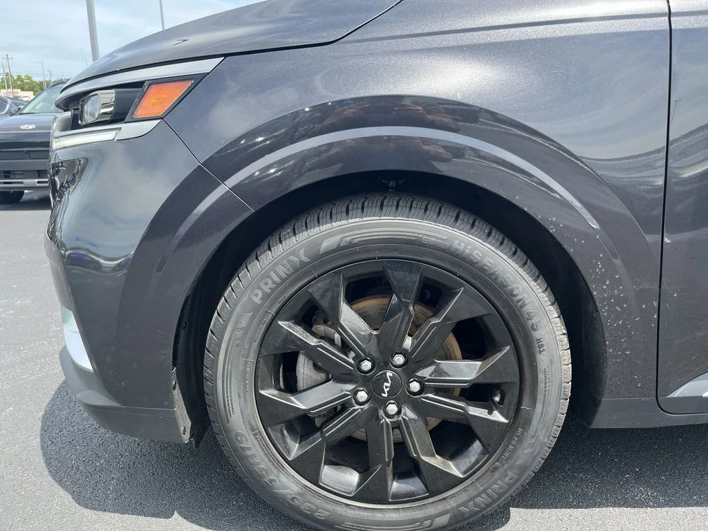 Used 2023 Gray Kia SX Prestige image 12
