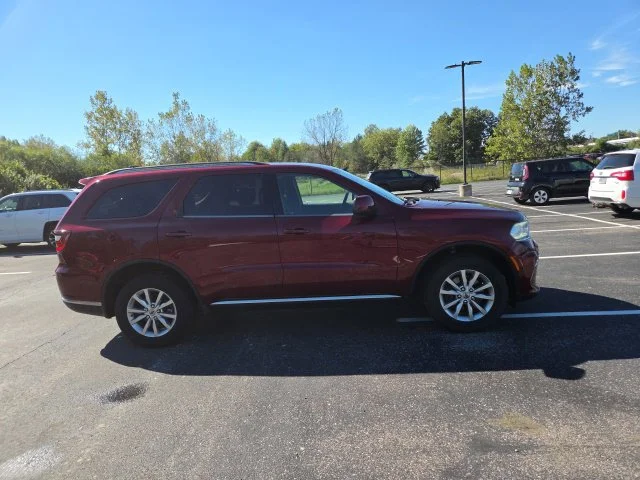 Used 2021 Red Dodge SXT Plus image 3