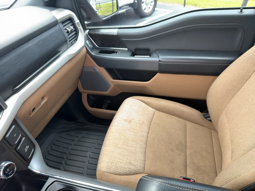 Used 2021 Space White Metallic Ford XLT image 20