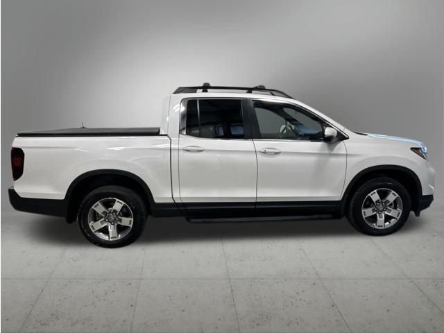 Certified Used 2025 Platinum White Pearl Honda RTL image 7