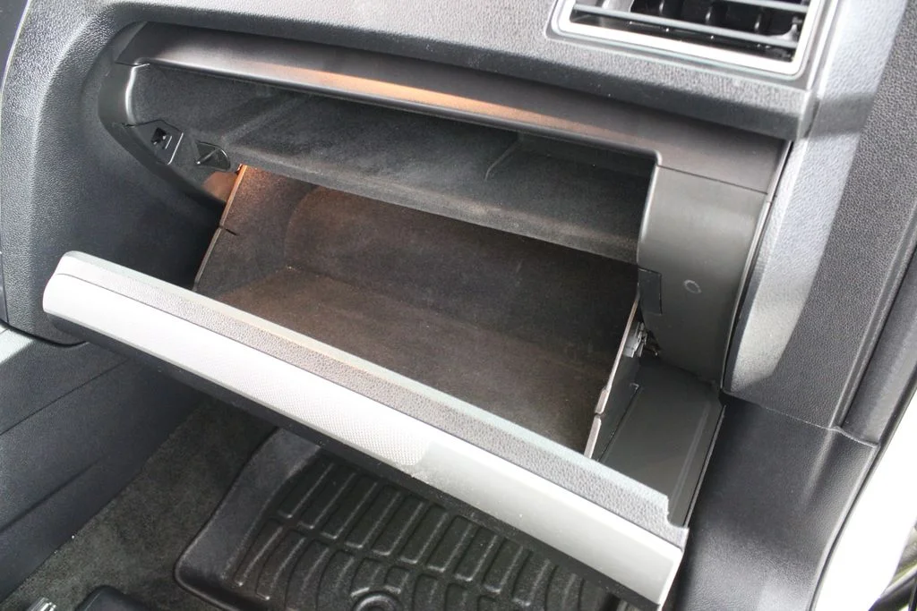 Used 2016 Ingot Silver Ford XLT image 19