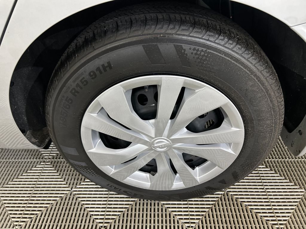 Used 2024 Silver Nissan 1.6 S image 10