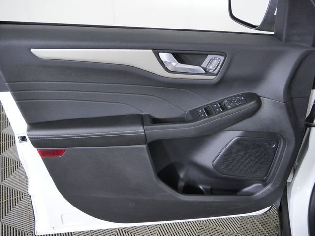 Certified Used 2022 Star White Metallic Tri-Coat Ford SEL image 20