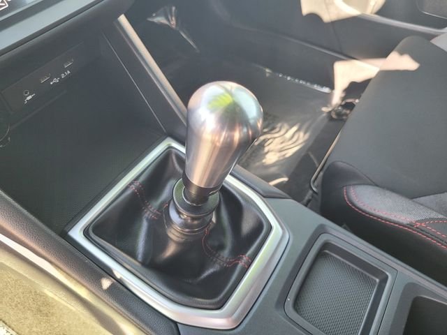 Used 2022 Gray Subaru Base image 20