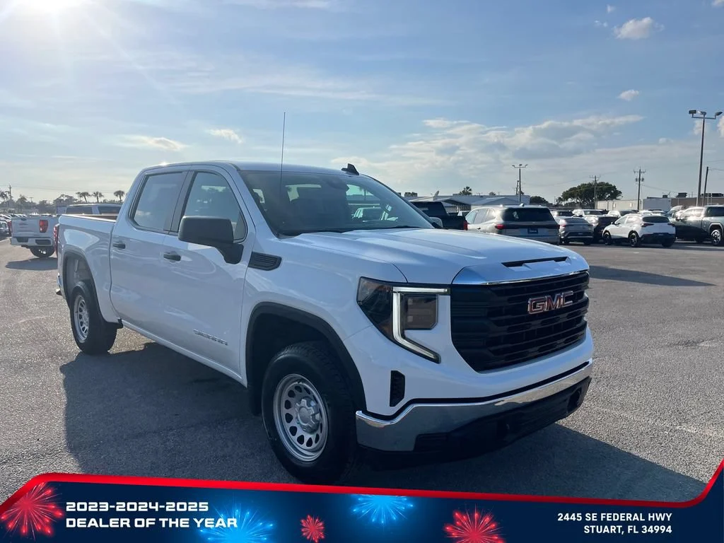 New 2026 Summit White GMC Pro image 2
