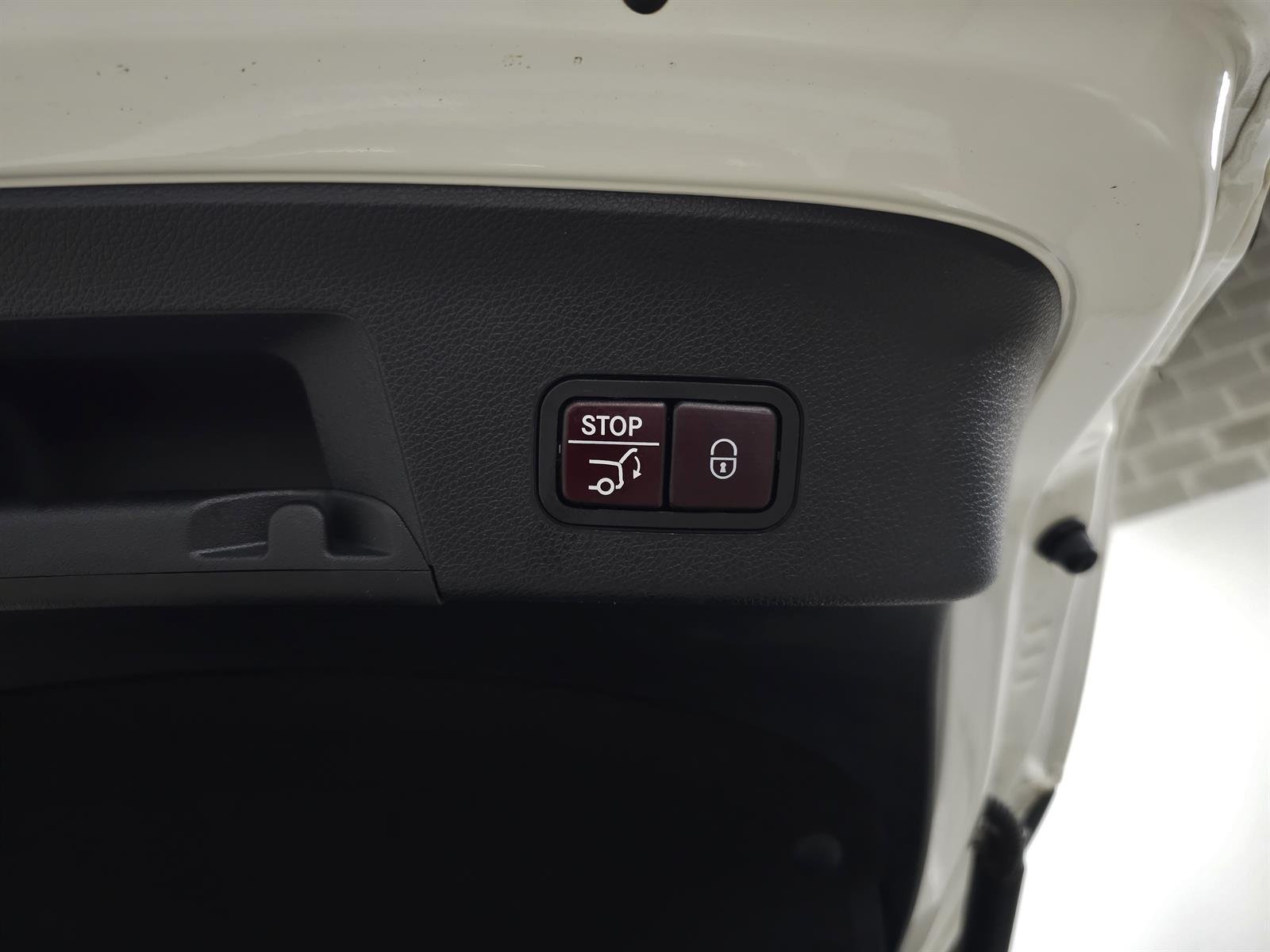 Used 2019 White Mercedes-Benz AMG® GLE 43 image 8