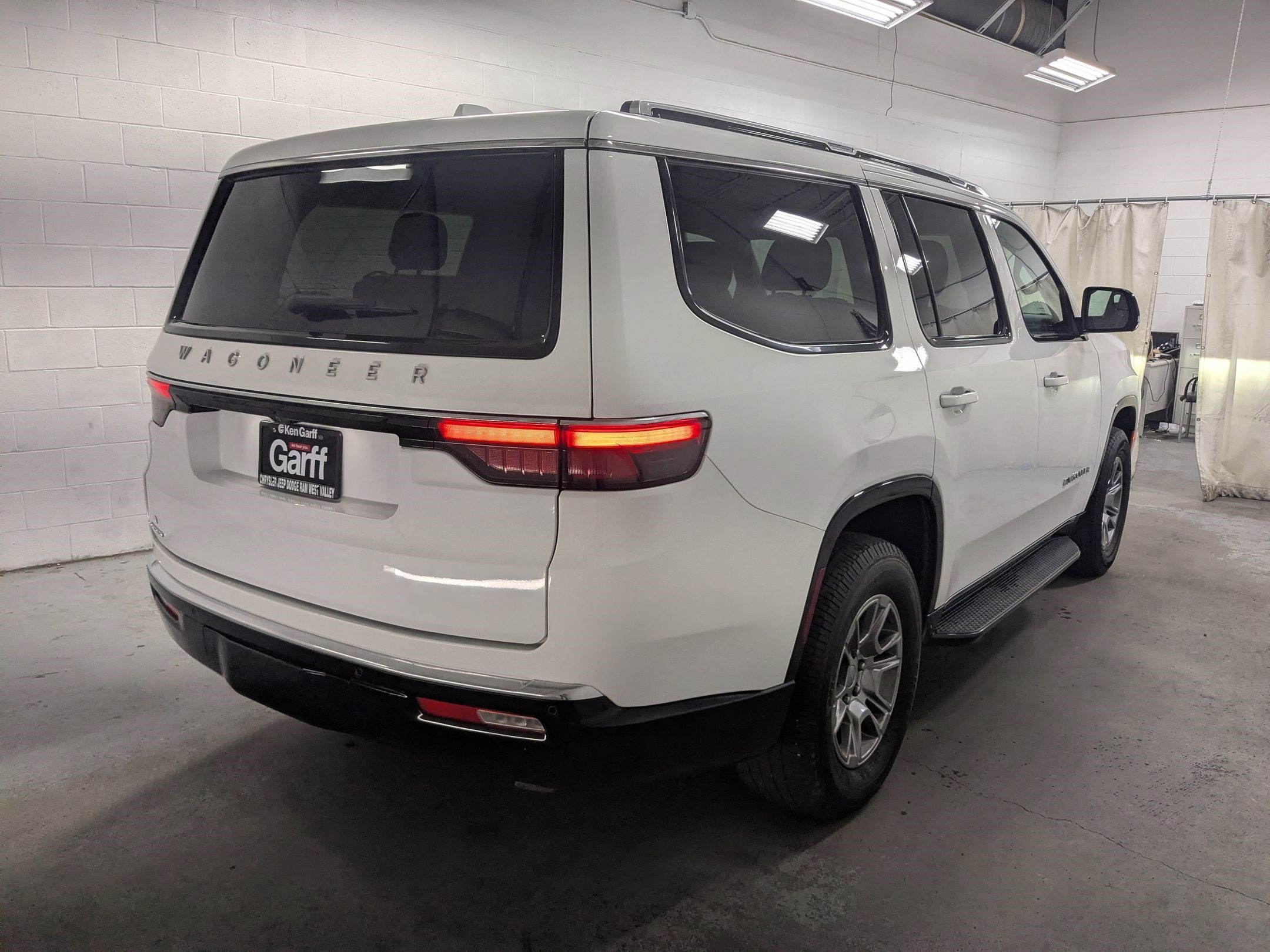 Used 2023 Bright White Clearcoat Jeep Base image 4