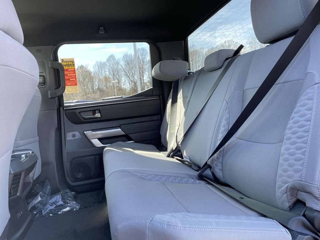 2025 Toyota Tundra SR5 - Photo 20