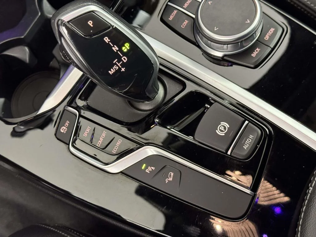 Used 2021 Blue BMW xDrive30i image 29