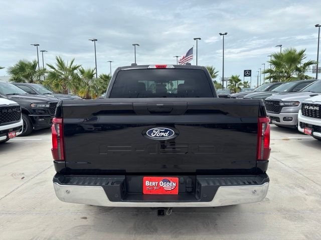 Used 2025 Black Ford XLT image 5