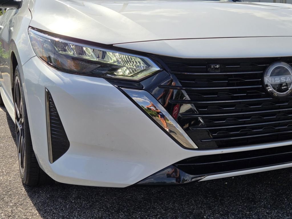 Used 2025 White Nissan SR image 2