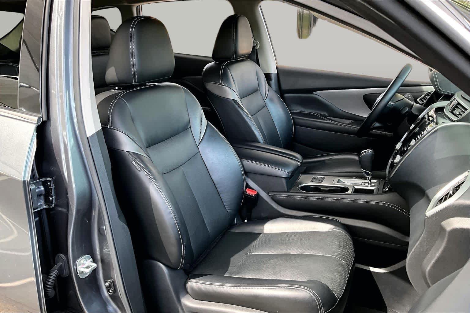 Certified Used 2020 Gun Metallic Nissan SL image 9
