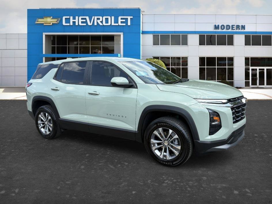 Used 2026 Cacti Green Chevrolet FWD LT image 6