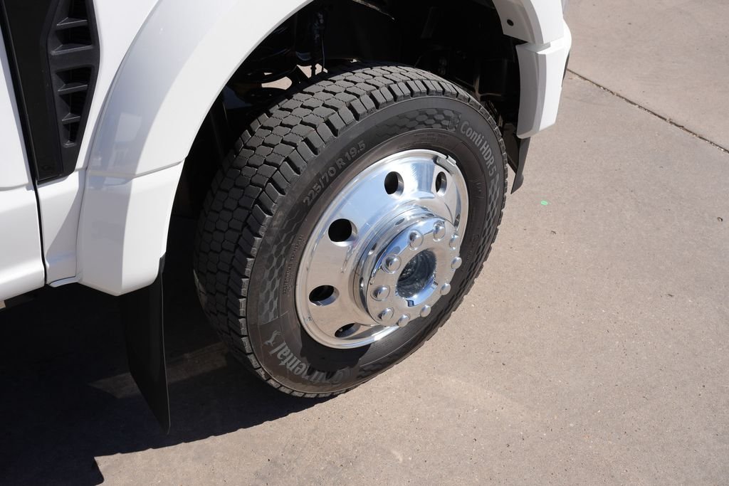 Used 2026 Star White Ford Platinum image 12