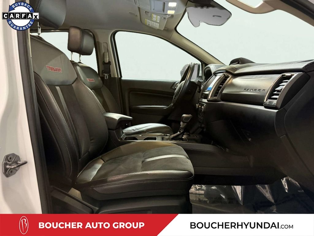 Used 2022 White Ford Lariat image 26