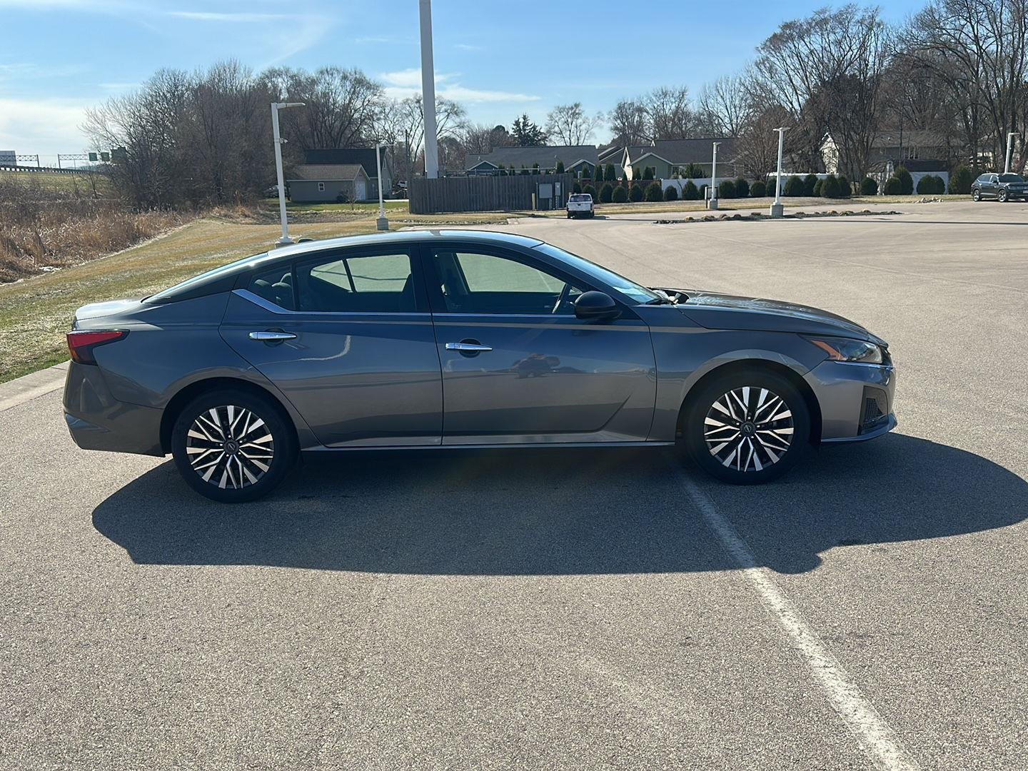 Used 2024 Nissan Altima SV with VIN 1N4BL4DV7RN372261 for sale in Winona, Minnesota