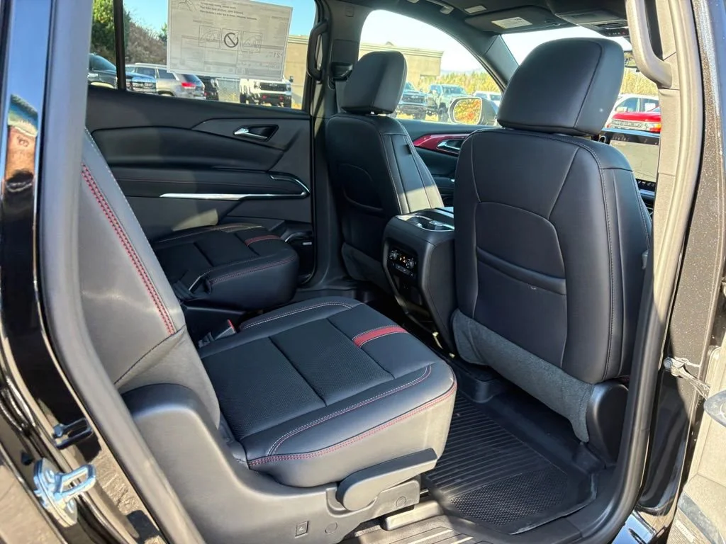 2026 Chevrolet Traverse RS - Photo 26