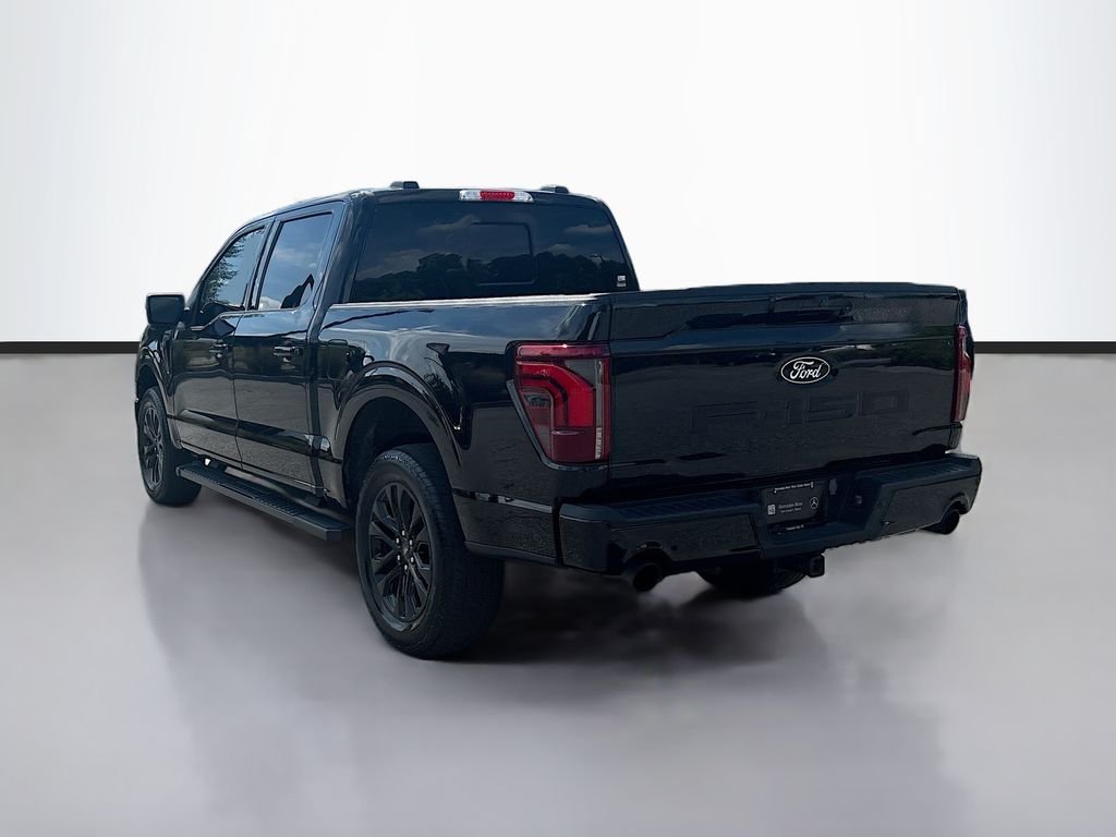 Used 2024  Ford Lariat image 5