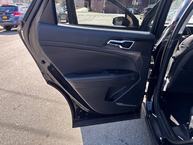 Used 2023 Black Kia EX image 28