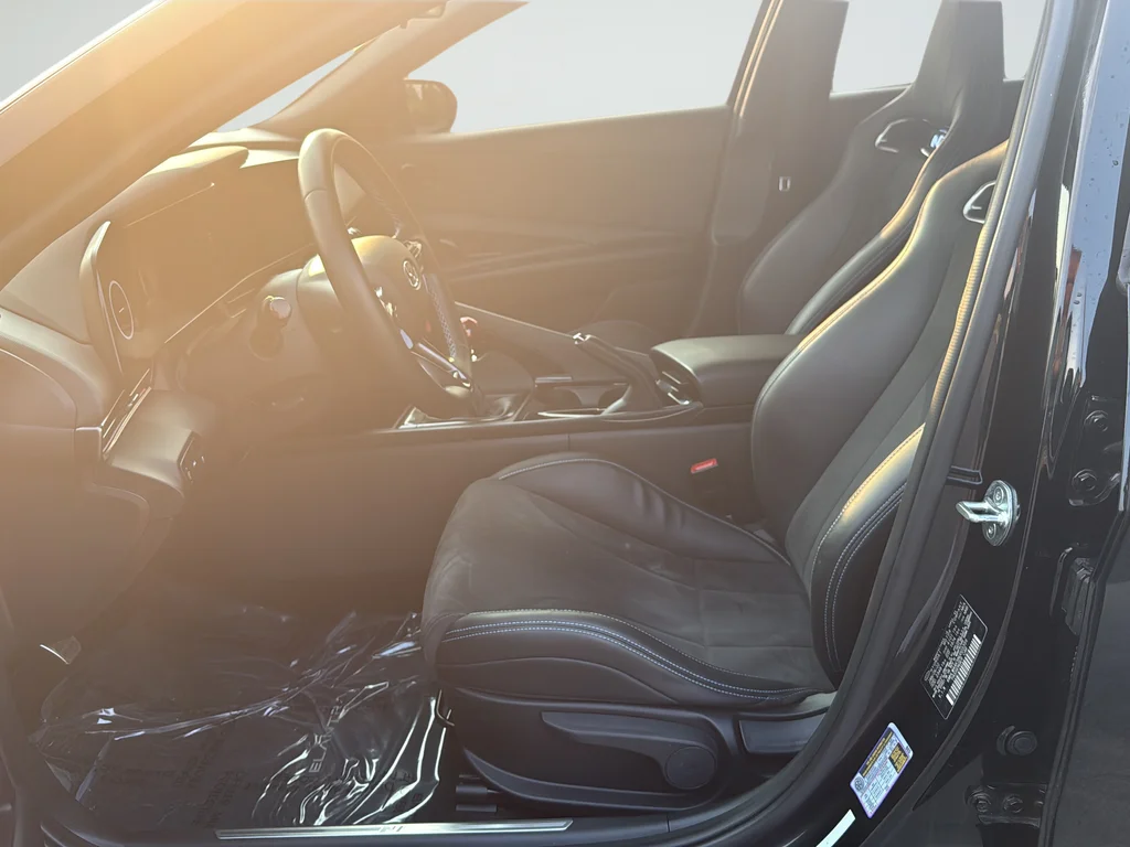 Used 2022 Black Hyundai Base image 10