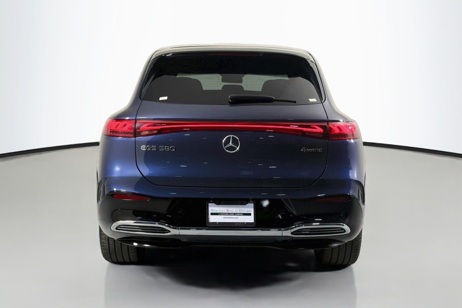 Used 2023 Twilight Blue Metallic Mercedes-Benz 580 image 4