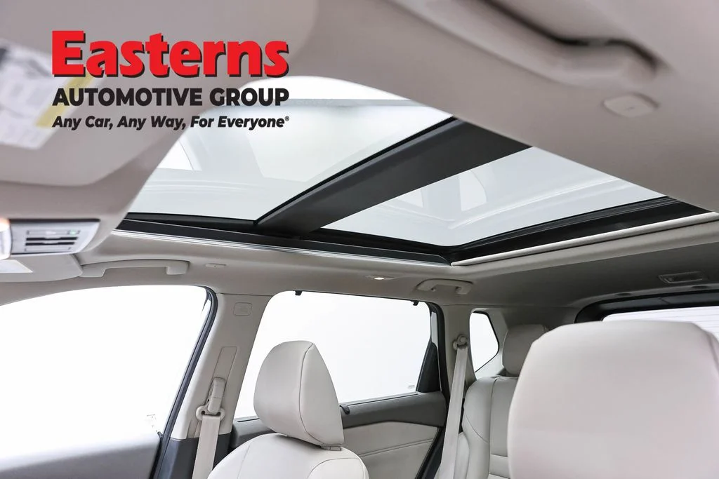 Used 2023 White Nissan SV image 35