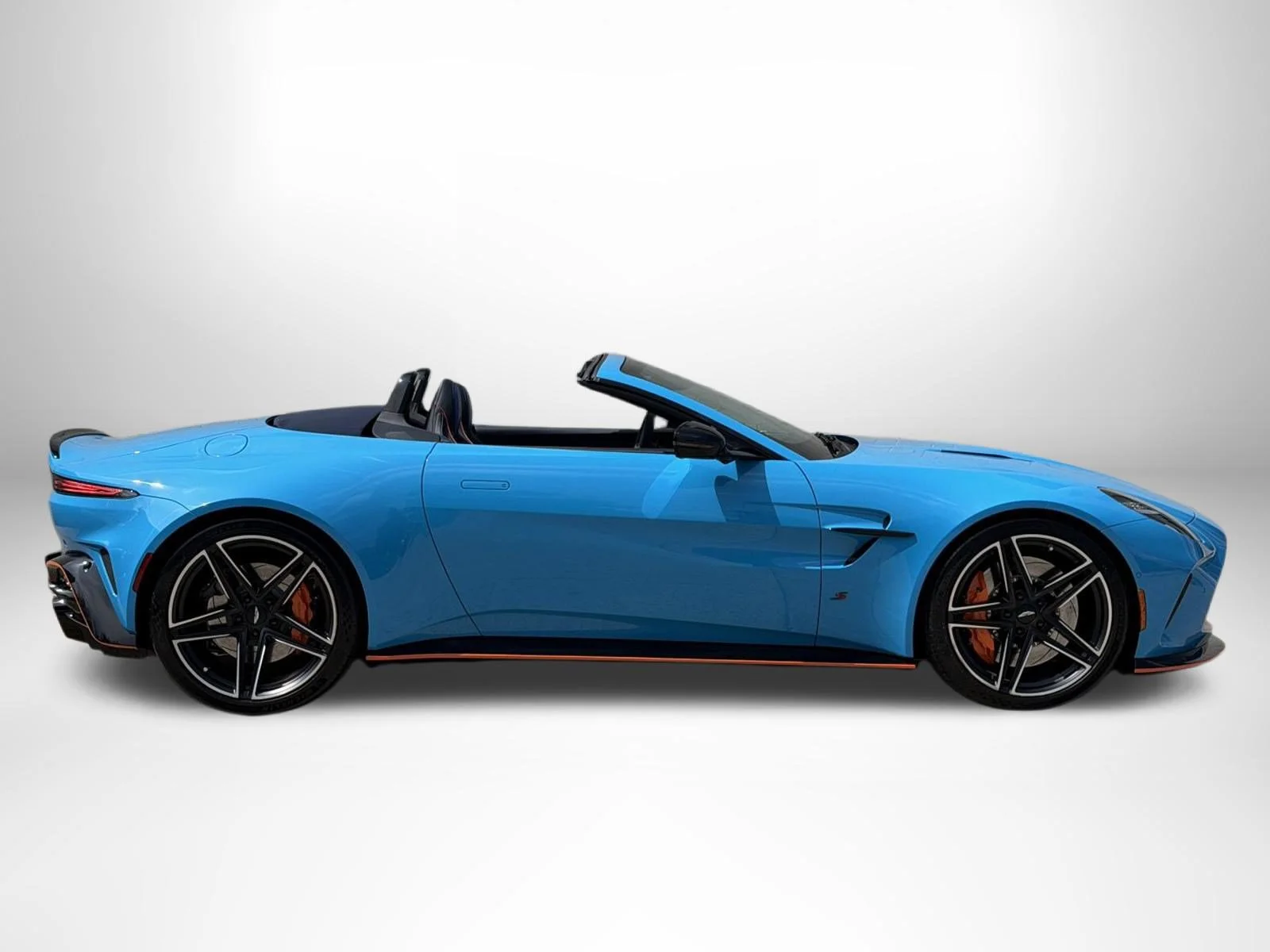 New 2026  Aston Martin S image 13