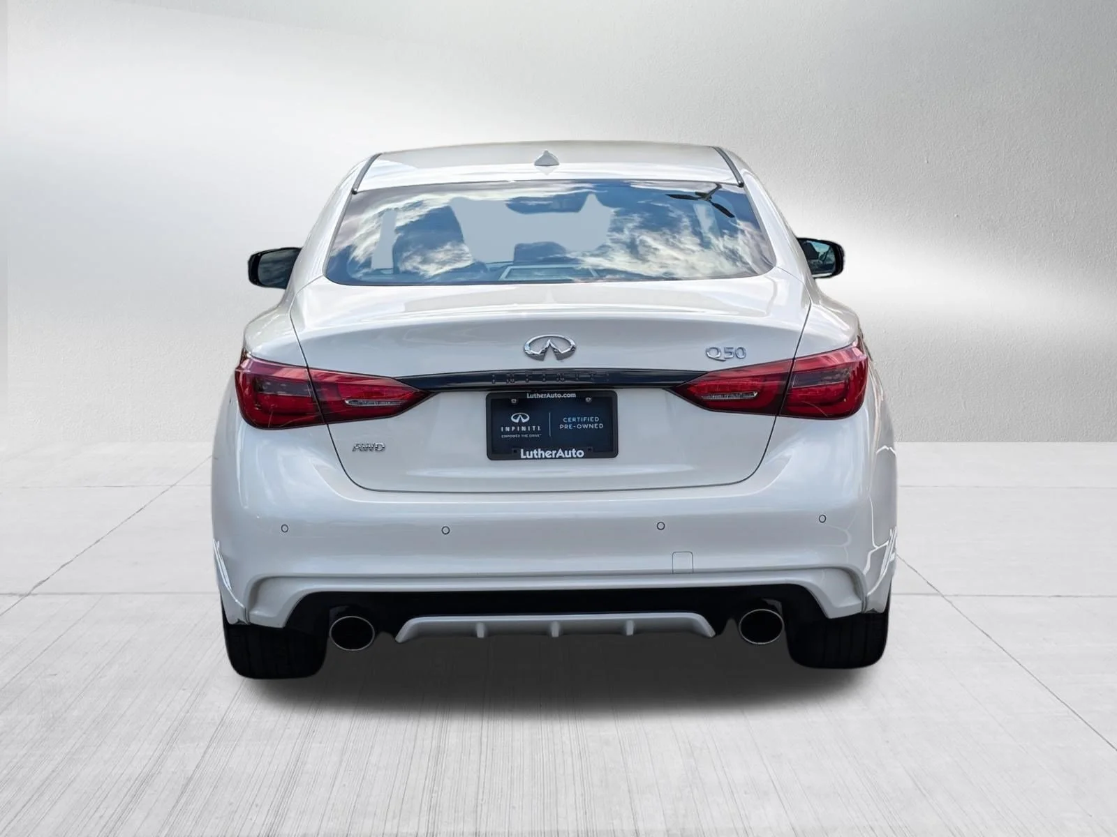 Certified Used 2024 Majestic White INFINITI SENSORY image 6