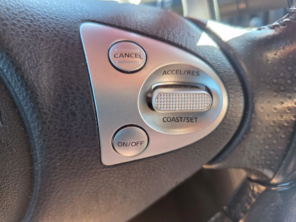 Used 2014 Gray Nissan Base image 13