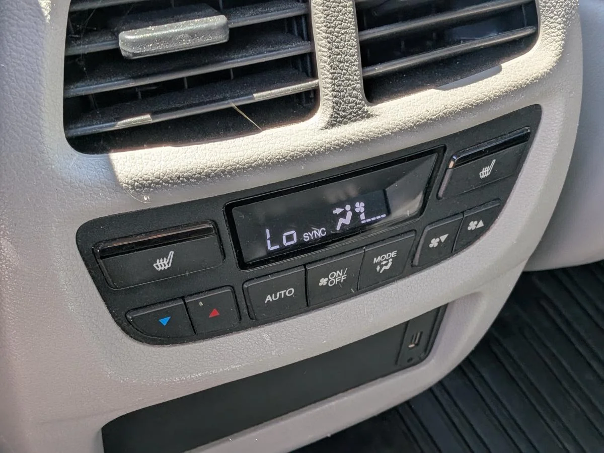 Used 2017 Grey Honda 4wd Crew Cab Touring image 16