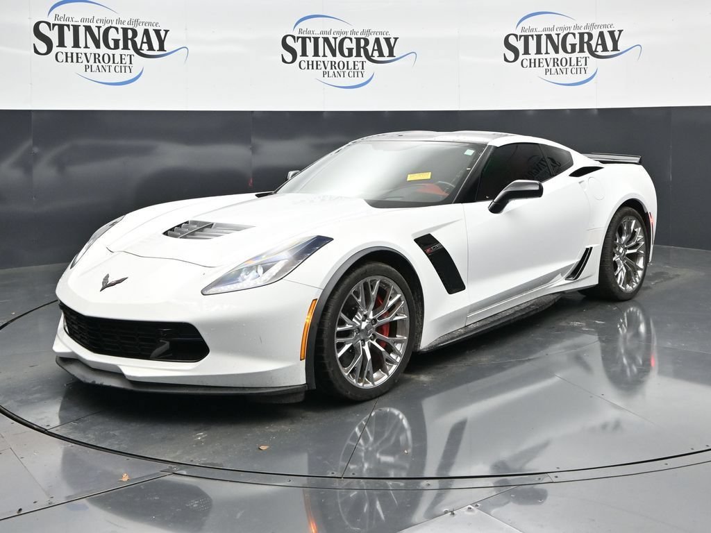 Used 2018 ARCTIC WHITE Chevrolet Z06 2LZ image 3