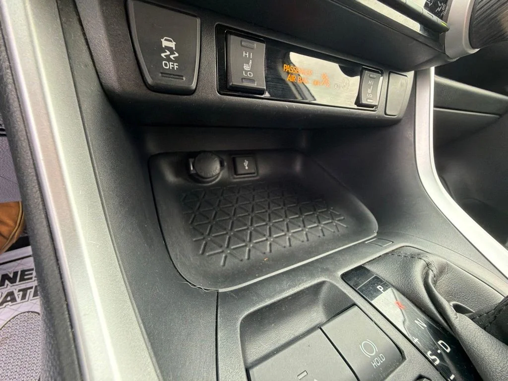 Used 2021 Gray Toyota XLE image 26