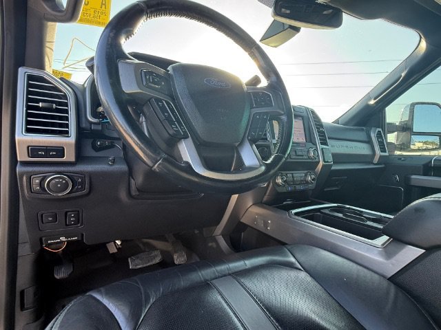 Used 2019 White Ford Platinum image 14