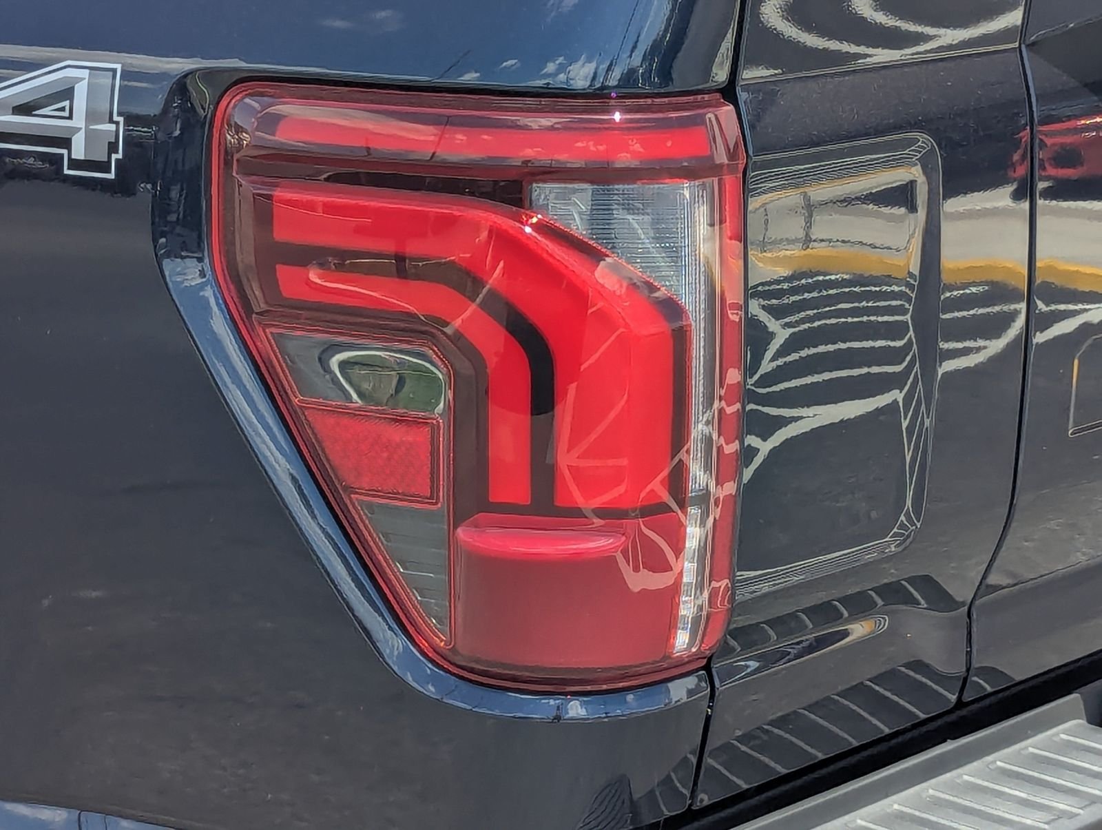 Certified Used 2025 Blue Metallic Ford Lariat image 13